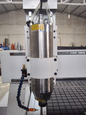 la macchina di CNC di 380V ER25 parte il CNC raffreddato ad acqua di legno del fuso 6.5kw